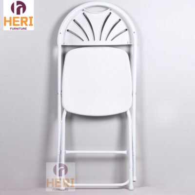 Wholesale Outdoor Banquet Party Event White Plastic Fan Back Folding Chair - Image 2