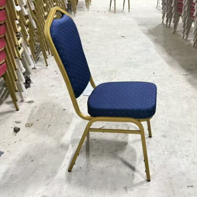 Tent banquet chairs and church chairs - Image 2